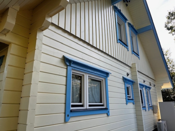 軽井沢ログハウス　ティクリラバルティオパーク　塗装工事